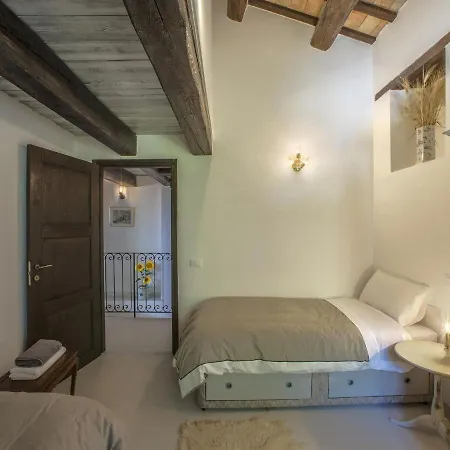 ヴィラ Welcoming In With Swimming Pool Montefelcino